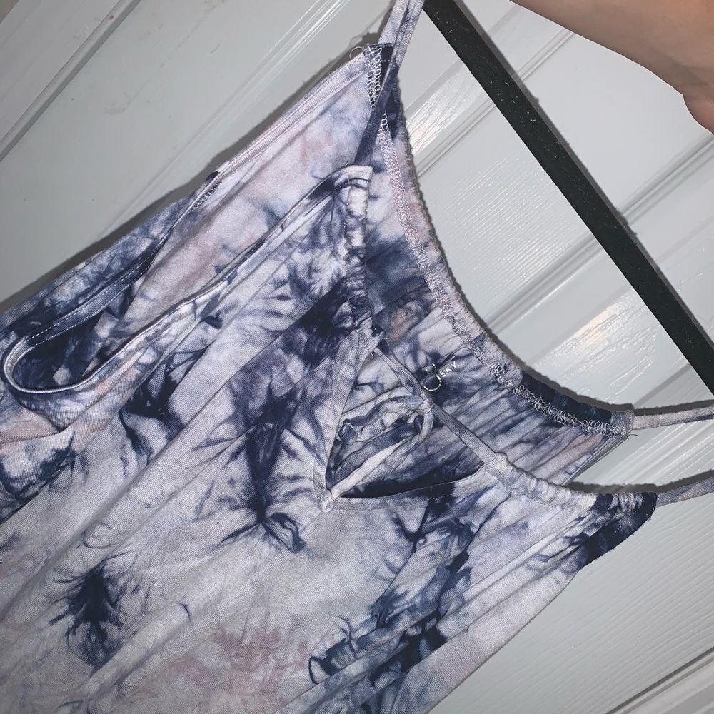 Belle Sky cold shoulder long sleeve tie-dye romper - Picture 9 of 10